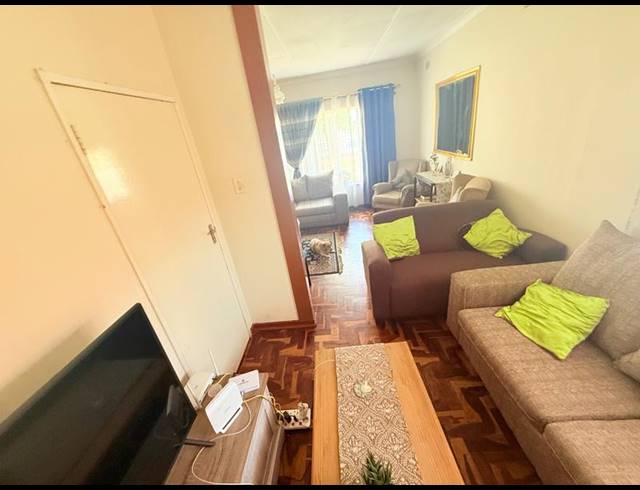 3 BEDROOM HOUSE FOR SALE IN VANDERBIJLPARK CE 2